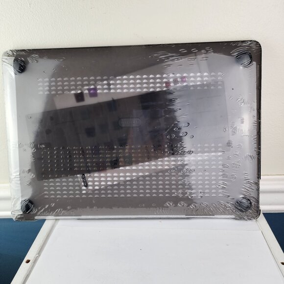 Mosiso Protective MacBook Pro 15" with Touch Bar & Touch ID Gray Hard Case NWT - Picture 1 of 5